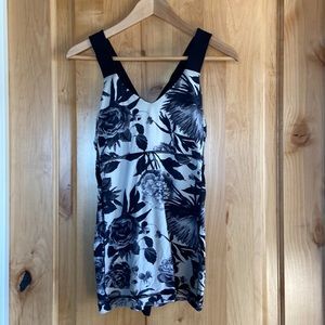 Lululemon floral tank